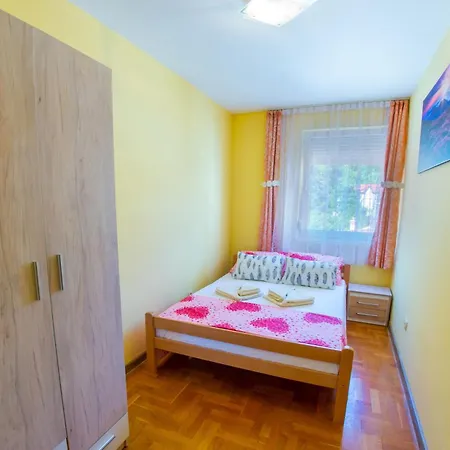 Zeljana Apartamento