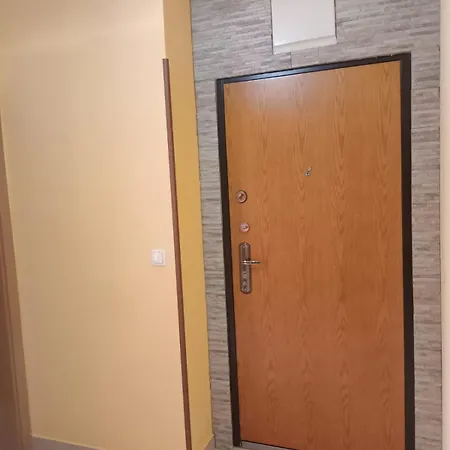 Zeljana Apartment